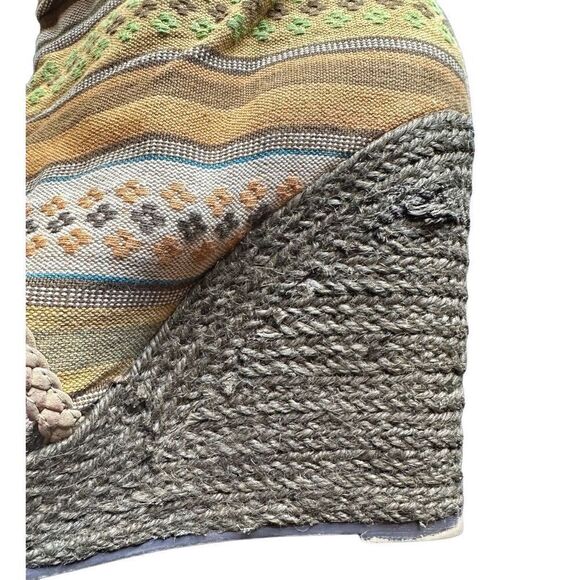 Michael Antonio multicolor tapestry wedge boot size 9.5 - Picture 9 of 15